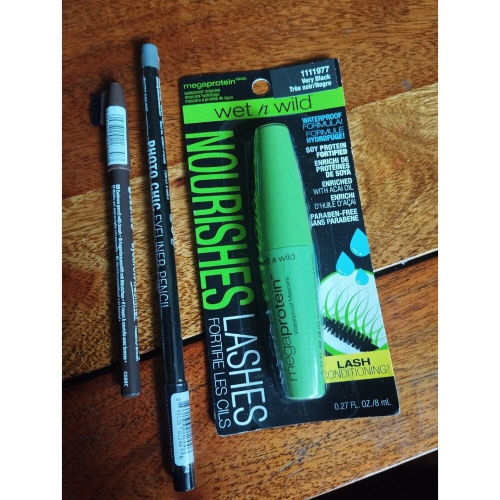 Set Of 3 Eyes Make Up Products